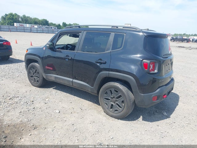 45280602 :رقم المزاد ، ZACCJBCB5JPH46233 vin ، 2018 Jeep Renegade Trailhawk 4x4 مزاد بيع