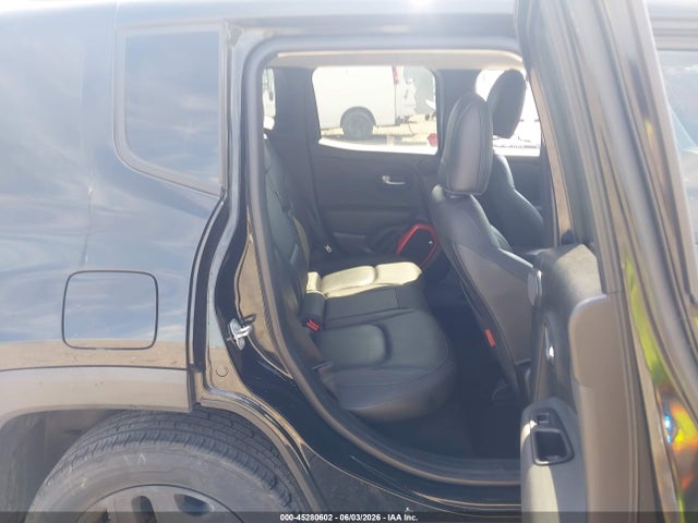45280602 :رقم المزاد ، ZACCJBCB5JPH46233 vin ، 2018 Jeep Renegade Trailhawk 4x4 مزاد بيع
