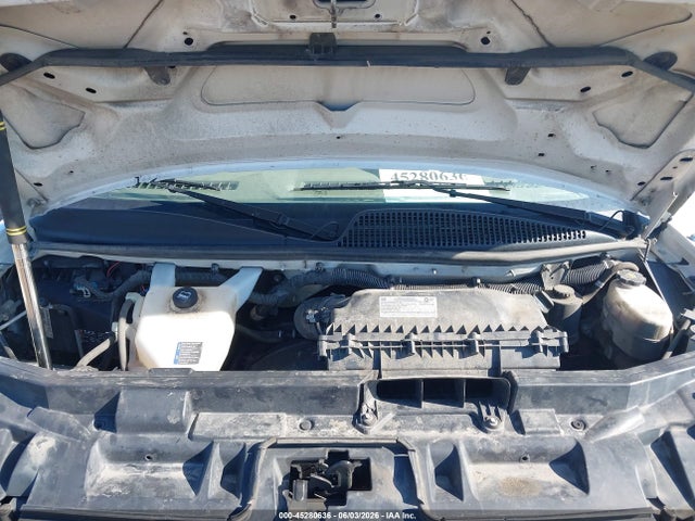45280636 :رقم المزاد ، 1GB0GRFPXM1265081 vin ، 2021 Chevrolet Express Cutaway Work Van مزاد بيع