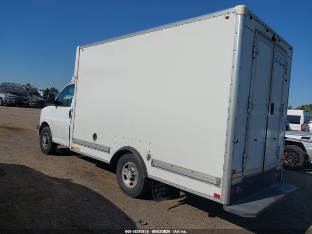 45280636 :رقم المزاد ، 1GB0GRFPXM1265081 vin ، 2021 Chevrolet Express Cutaway Work Van مزاد بيع