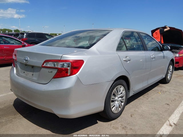 2014 Toyota Camry Le მანქანა იყიდება აუქციონზე, vin: 4T1BF1FK8EU353488, აუქციონის ნომერი: 45280645