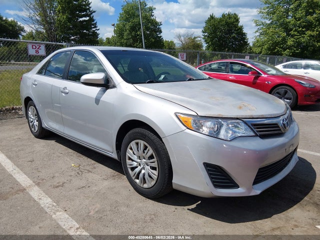 2014 Toyota Camry Le მანქანა იყიდება აუქციონზე, vin: 4T1BF1FK8EU353488, აუქციონის ნომერი: 45280645