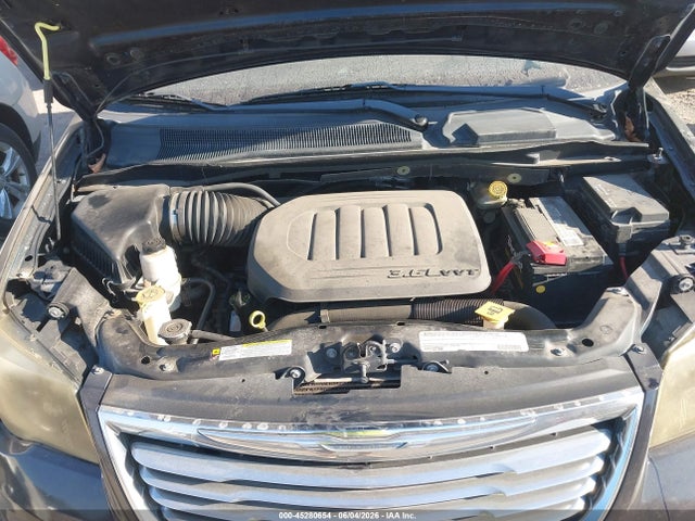 2011 Chrysler Town & Country Touring მანქანა იყიდება აუქციონზე, vin: 2A4RR5DG4BR605286, აუქციონის ნომერი: 45280654
