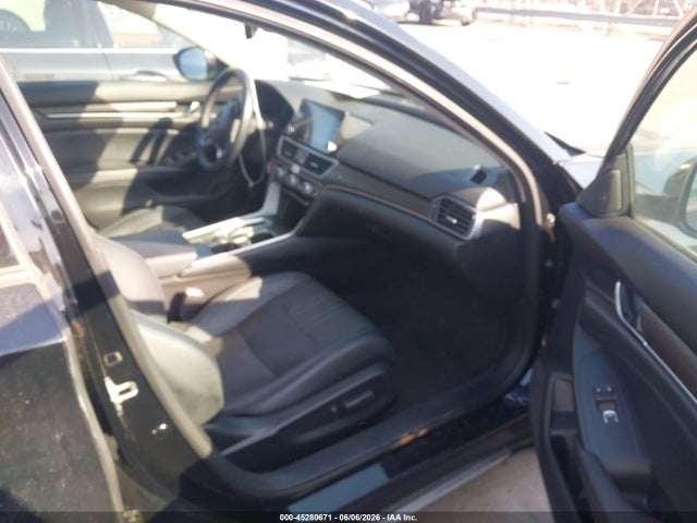 2018 Honda Accord Touring 2.0t მანქანა იყიდება აუქციონზე, vin: 1HGCV2F92JA039847, აუქციონის ნომერი: 45280671