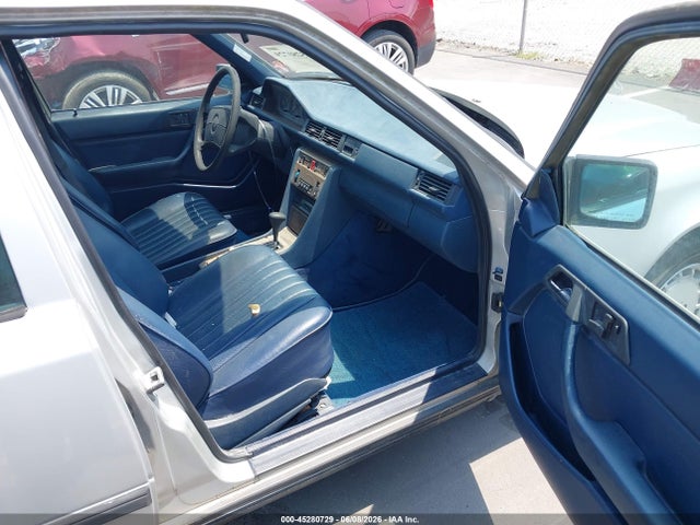 Aukcja sprzedaży 1989 Mercedes-benz 300 E, vin: WDBEA30D8KB034166, numer aukcji: 45280729