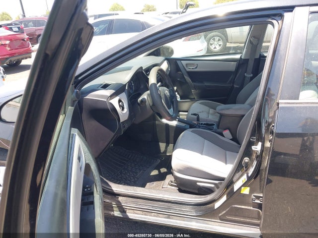 5YFBURHE2JP854223 Toyota COROLLA LE
