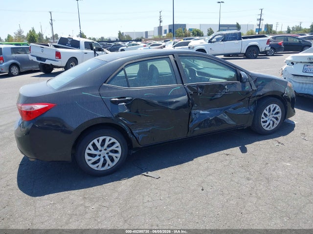 5YFBURHE2JP854223 Toyota COROLLA LE