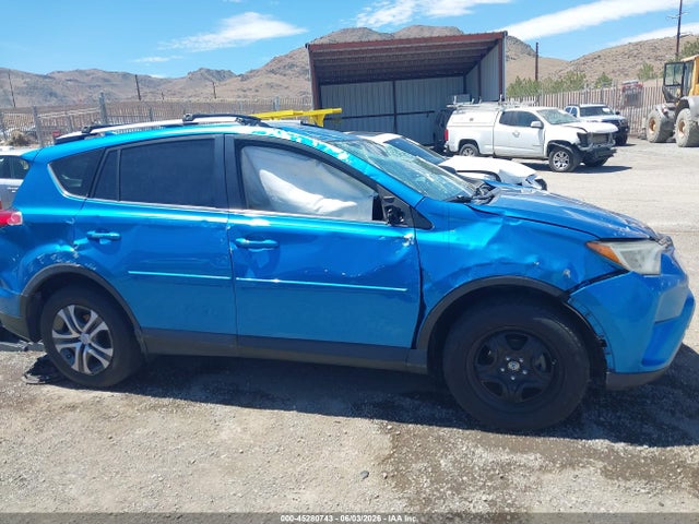 Toyota RAV4 LE 2018 JTMBFREV0JJ733175 Image 12