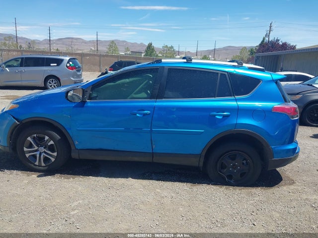 Toyota RAV4 LE 2018 JTMBFREV0JJ733175 Image 13