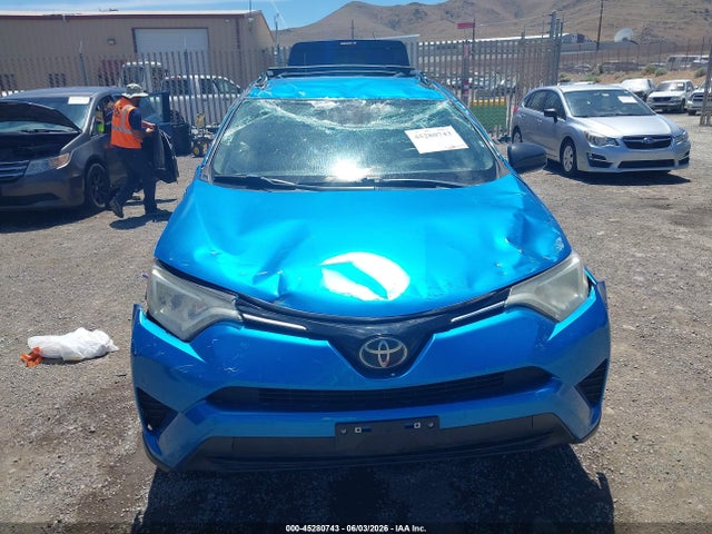 Toyota RAV4 LE 2018 JTMBFREV0JJ733175 Image 6