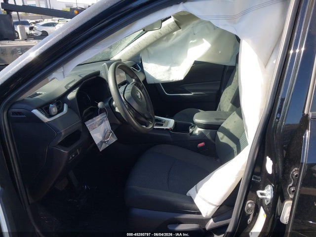 2T3F1RFV2RW443208 Toyota RAV4 LE
