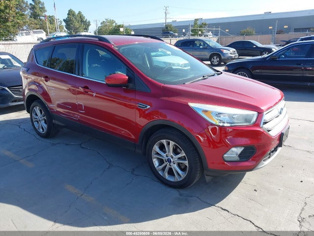 Ford ESCAPE SE 2018 1FMCU0GD4JUA42462 Image 1