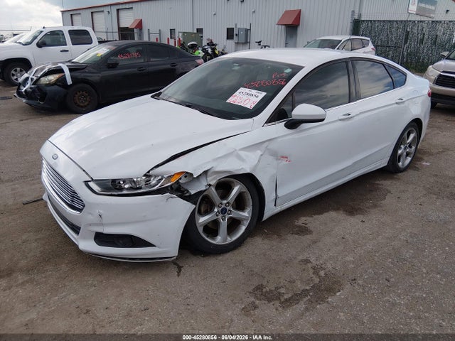 Ford FUSION S 2016 3FA6P0G71GR239355 Image 2