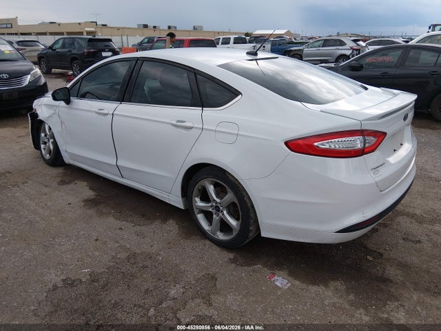 Ford FUSION S 2016 3FA6P0G71GR239355 Image 3