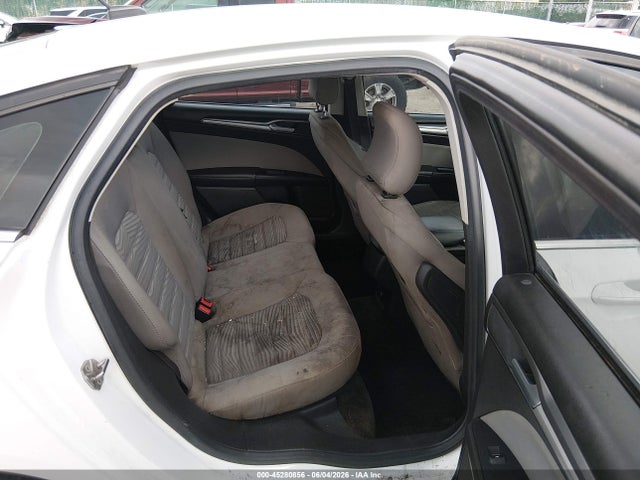 Ford FUSION S 2016 3FA6P0G71GR239355 Image 8