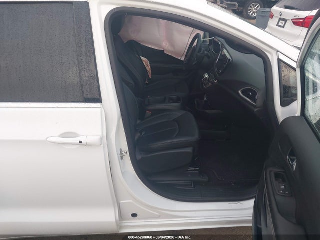 45280860 :رقم المزاد ، 2C4RC1BG1TR272615 vin ، 2026 Chrysler Pacifica Select مزاد بيع