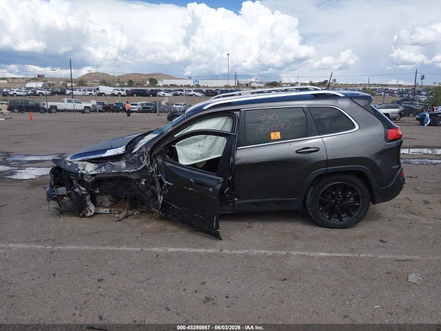 Jeep Cherokee Latitude 2016 1C4PJMCB7GW341371 Image 14