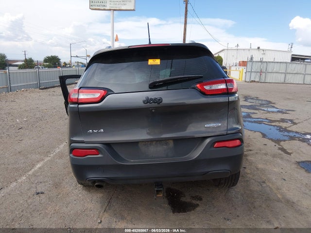 Jeep Cherokee Latitude 2016 1C4PJMCB7GW341371 Image 16