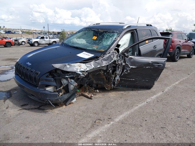 Jeep Cherokee Latitude 2016 1C4PJMCB7GW341371 Image 2