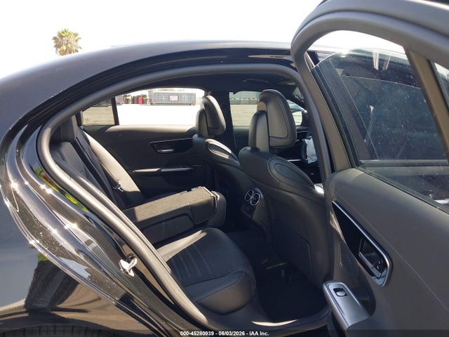 W1KAF4GB9PR103169 Mercedes-Benz C 300 Sedan
