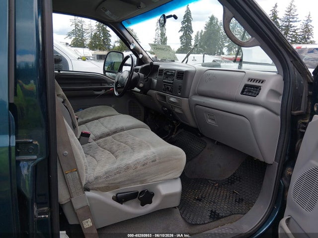 45280953 :رقم المزاد ، 1FTWW33F2XEC17217 vin ، 1999 Ford F-350 Lariat/xl/xlt مزاد بيع