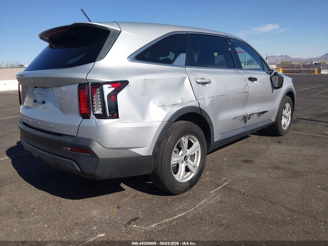 Продажа на аукционе авто 2022 Kia Sorento Lx, vin: 5XYRG4LC6NG118748, номер лота: 45280989