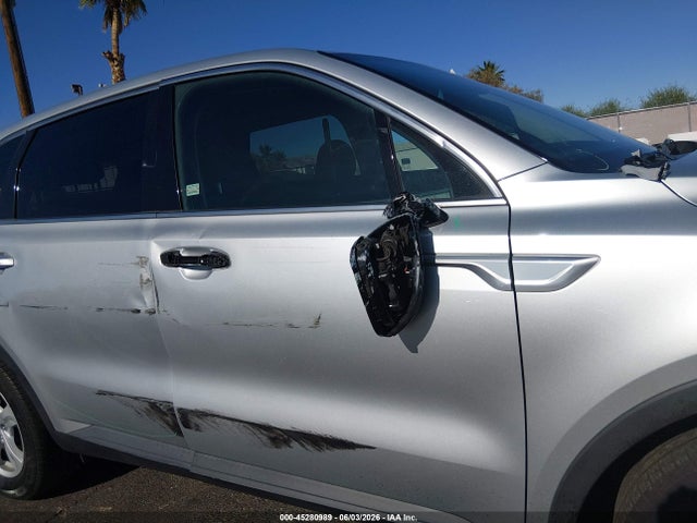 Продажа на аукционе авто 2022 Kia Sorento Lx, vin: 5XYRG4LC6NG118748, номер лота: 45280989