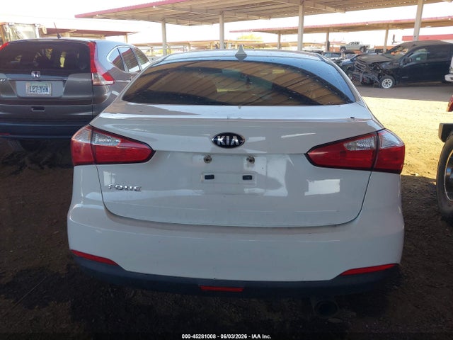 KIA FORTE LX 2016 KNAFK4A64G5594343 Image 16