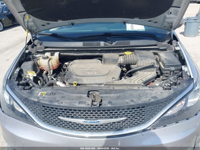 45281065 :رقم المزاد ، 2C4RC1CG7HR512708 vin ، 2017 Chrysler Pacifica Lx مزاد بيع