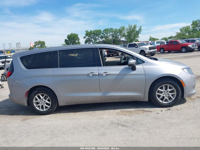 45281065 :رقم المزاد ، 2C4RC1CG7HR512708 vin ، 2017 Chrysler Pacifica Lx مزاد بيع