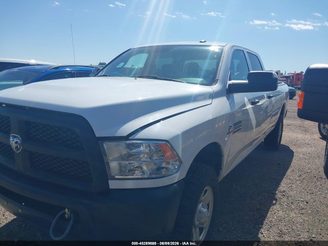 Auction sale of the 2017 Ram 3500 Tradesman  4x4 8' Box, vin: 3C63R3GLXHG712776, lot number: 45281080