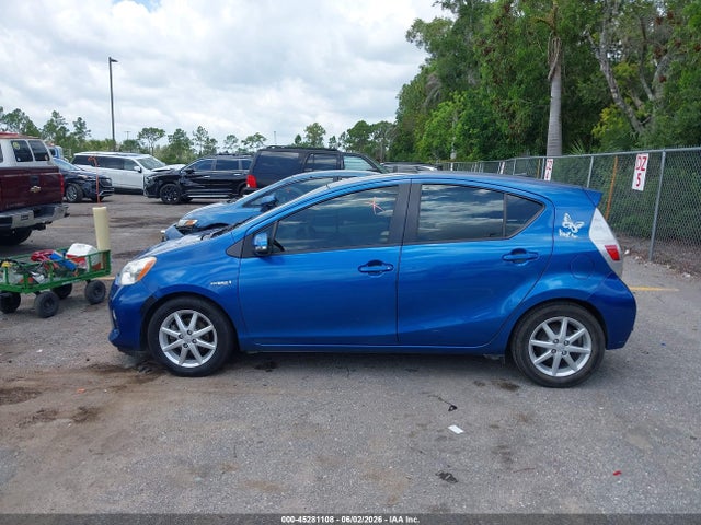 2013 Toyota Prius C Three მანქანა იყიდება აუქციონზე, vin: JTDKDTB34D1055718, აუქციონის ნომერი: 45281108
