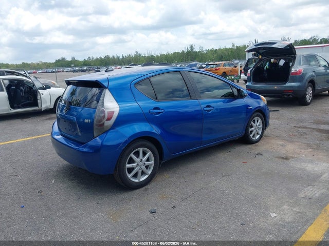 2013 Toyota Prius C Three მანქანა იყიდება აუქციონზე, vin: JTDKDTB34D1055718, აუქციონის ნომერი: 45281108