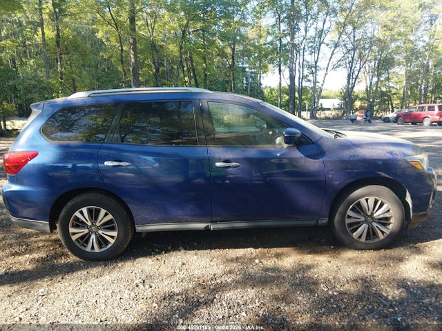 45281109 :رقم المزاد ، 5N1DR2MM4HC604480 vin ، 2017 Nissan Pathfinder Platinum/s/sl/sv مزاد بيع