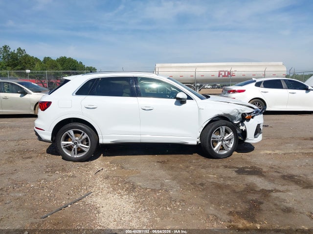 2022 Audi Q3 Premium Plus 45 Tfsi S Line Quattro Tiptronic მანქანა იყიდება აუქციონზე, vin: WA1EECF31N1045406, აუქციონის ნომერი: 45281152