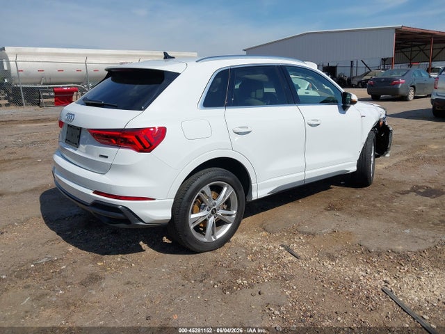 2022 Audi Q3 Premium Plus 45 Tfsi S Line Quattro Tiptronic მანქანა იყიდება აუქციონზე, vin: WA1EECF31N1045406, აუქციონის ნომერი: 45281152