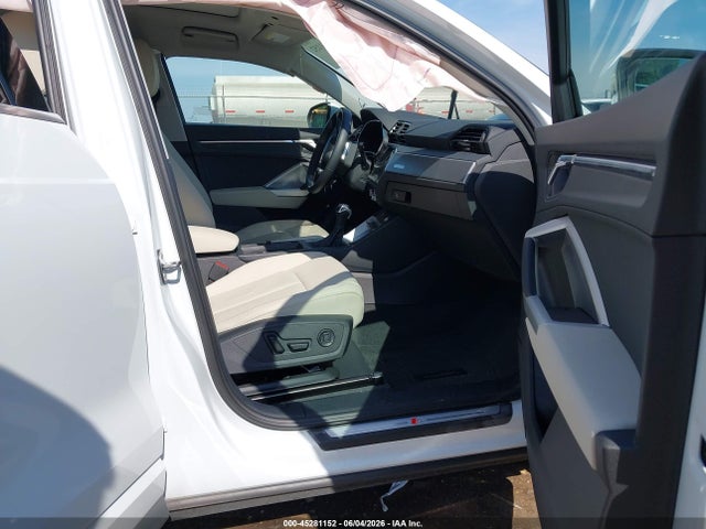 2022 Audi Q3 Premium Plus 45 Tfsi S Line Quattro Tiptronic მანქანა იყიდება აუქციონზე, vin: WA1EECF31N1045406, აუქციონის ნომერი: 45281152