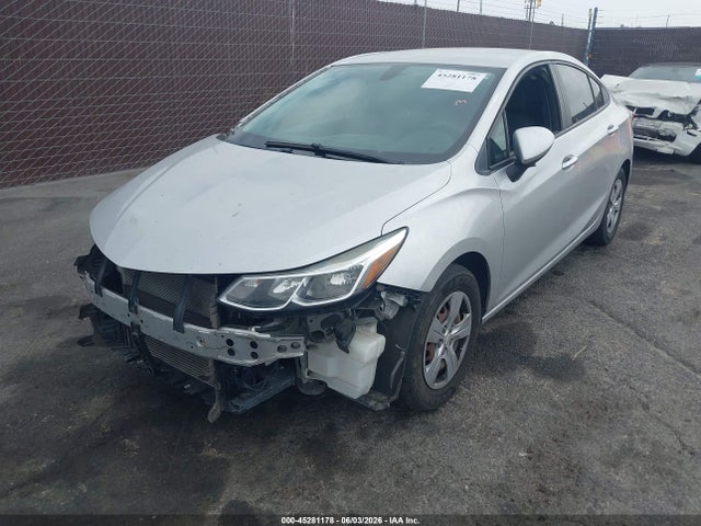 Aukcja sprzedaży 2017 Chevrolet Cruze Ls Auto, vin: 3G1BC5SM6HS528572, numer aukcji: 45281178