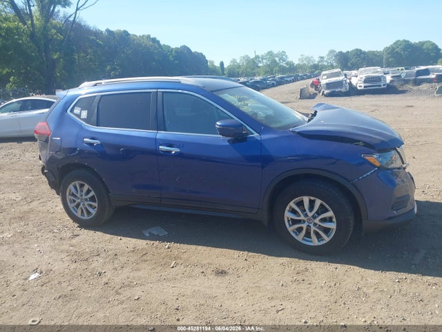 45281194 :رقم المزاد ، 5N1AT2MV1LC813956 vin ، 2020 Nissan Rogue Sv Intelligent Awd مزاد بيع