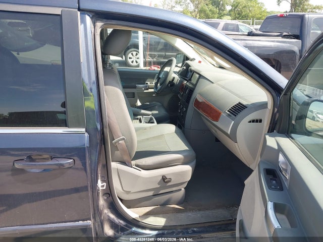 Продаж на аукціоні авто 2008 Chrysler Town & Country Touring, vin: 2A8HR54P78R695858, номер лоту: 45281248