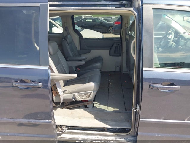 Продаж на аукціоні авто 2008 Chrysler Town & Country Touring, vin: 2A8HR54P78R695858, номер лоту: 45281248