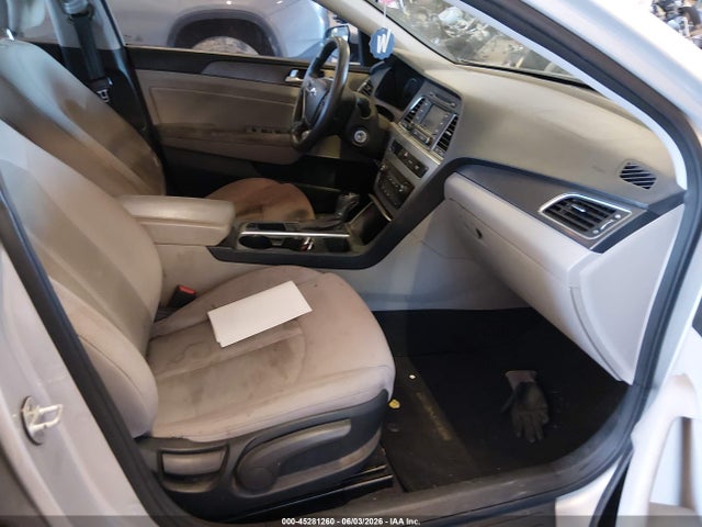 2015 Hyundai Sonata Sport მანქანა იყიდება აუქციონზე, vin: 5NPE34AF2FH032516, აუქციონის ნომერი: 45281260