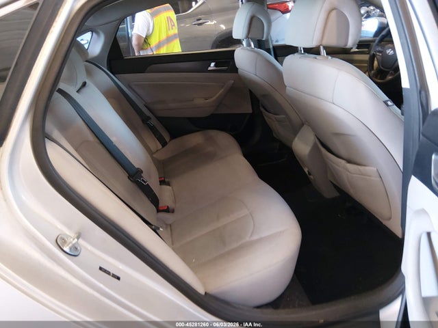2015 Hyundai Sonata Sport მანქანა იყიდება აუქციონზე, vin: 5NPE34AF2FH032516, აუქციონის ნომერი: 45281260