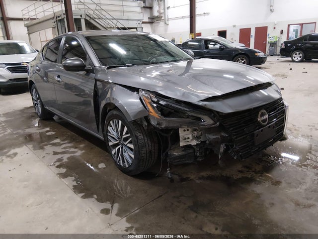1N4BL4DV4RN370645 Nissan Altima Sv Fwd