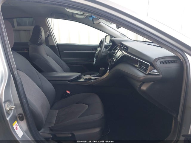 Toyota CAMRY LE 2019 4T1B11HK4KU719843 Image 5