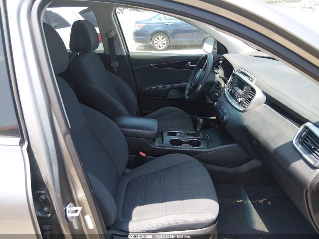2016 Kia Sorento 2.4l L მანქანა იყიდება აუქციონზე, vin: 5XYPG4A31GG054566, აუქციონის ნომერი: 45281359