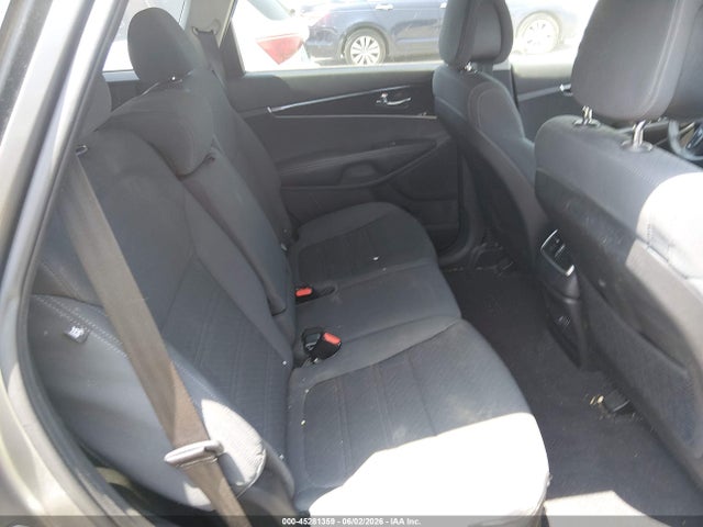 2016 Kia Sorento 2.4l L მანქანა იყიდება აუქციონზე, vin: 5XYPG4A31GG054566, აუქციონის ნომერი: 45281359