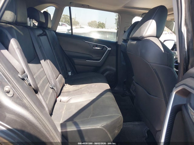 45281380 :رقم المزاد ، 2T3C1RFVXRC273202 vin ، 2024 Toyota Rav4 Xle Premium مزاد بيع