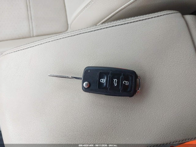45281405 :رقم المزاد ، 1VWBV7A37FC094703 vin ، 2015 Volkswagen Passat 2.0l Tdi Se مزاد بيع