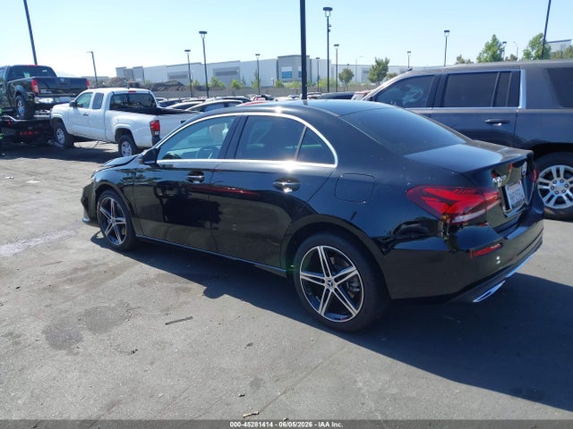 2019 Mercedes-benz A 220 მანქანა იყიდება აუქციონზე, vin: WDD3G4EB5KW017294, აუქციონის ნომერი: 45281414